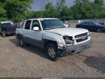  Salvage Chevrolet Avalanche 1500