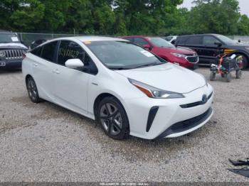  Salvage Toyota Prius