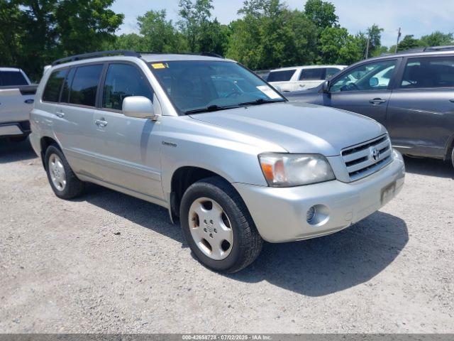  Salvage Toyota Highlander