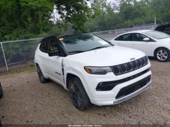  Salvage Jeep Compass