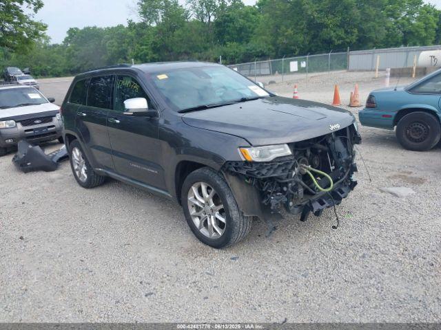  Salvage Jeep Grand Cherokee