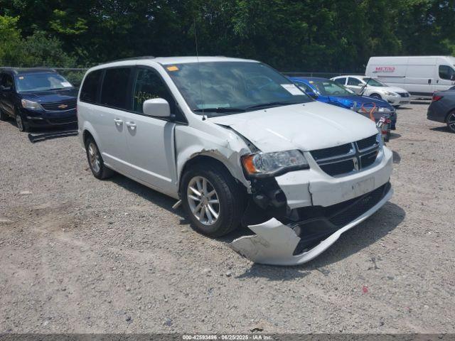  Salvage Dodge Grand Caravan