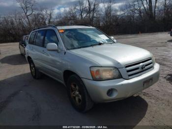 Salvage Toyota Highlander