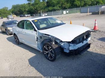  Salvage Volvo S60