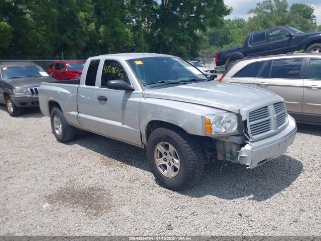  Salvage Dodge Dakota