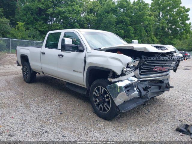  Salvage GMC Sierra 2500