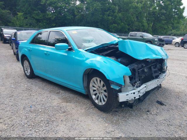  Salvage Chrysler 300