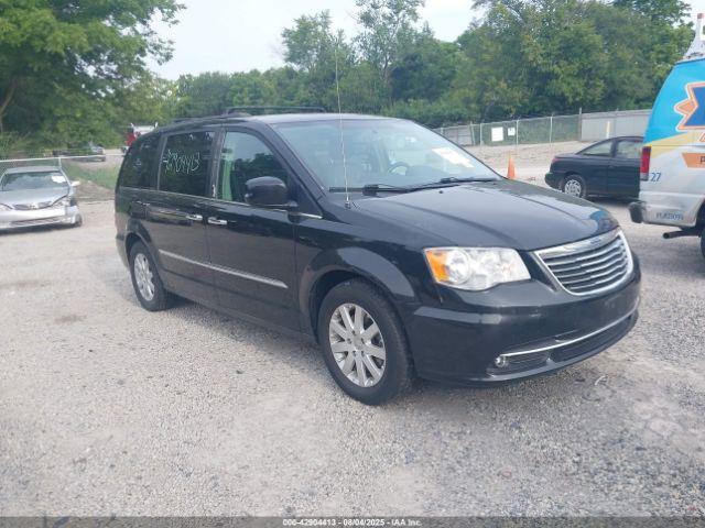  Salvage Chrysler Town & Country