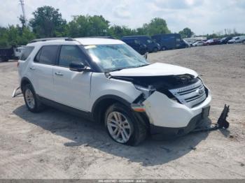  Salvage Ford Explorer