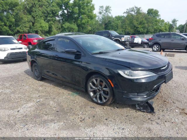  Salvage Chrysler 200