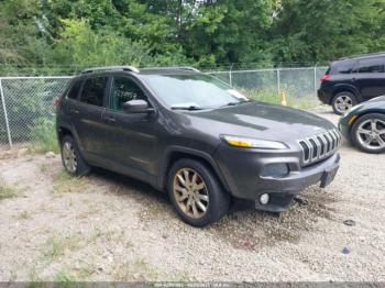  Salvage Jeep Cherokee