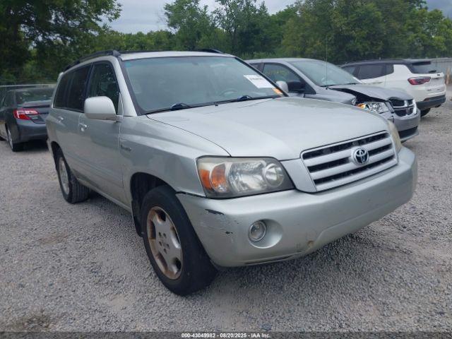  Salvage Toyota Highlander