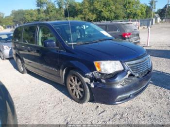  Salvage Chrysler Town & Country