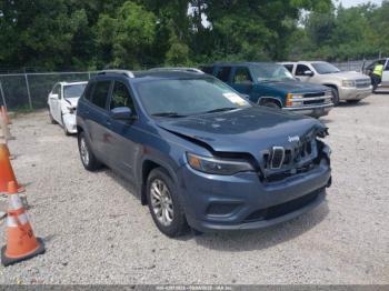  Salvage Jeep Cherokee