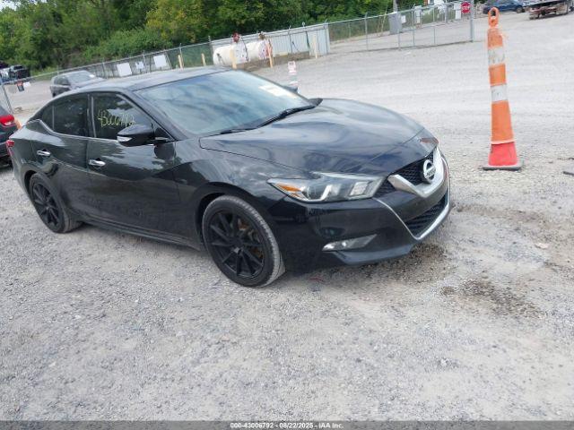  Salvage Nissan Maxima