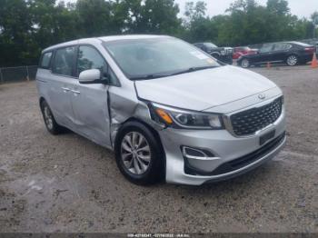  Salvage Kia Sedona