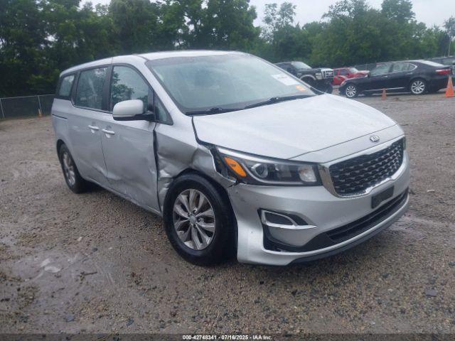  Salvage Kia Sedona