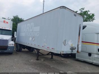  Salvage Strick Trailers S75