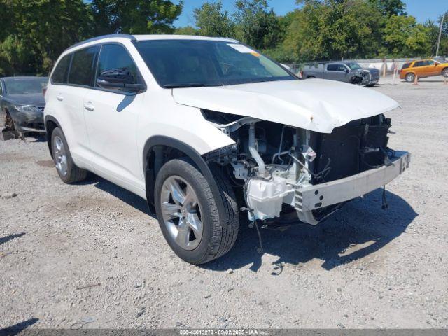  Salvage Toyota Highlander