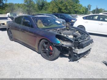  Salvage Porsche Panamera