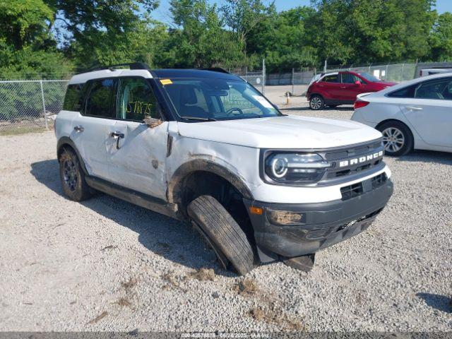  Salvage Ford Bronco