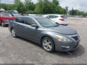  Salvage Nissan Altima