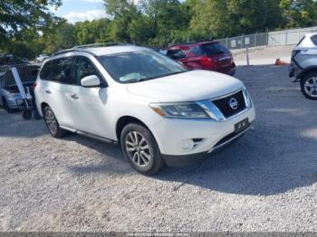  Salvage Nissan Pathfinder