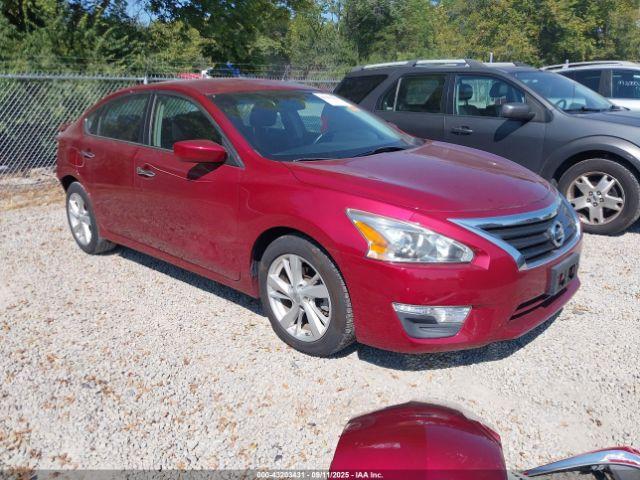  Salvage Nissan Altima