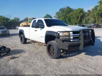  Salvage Chevrolet Silverado 2500