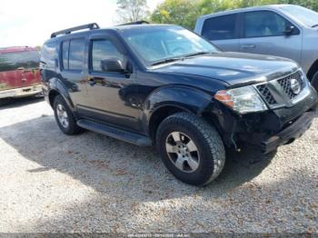  Salvage Nissan Pathfinder