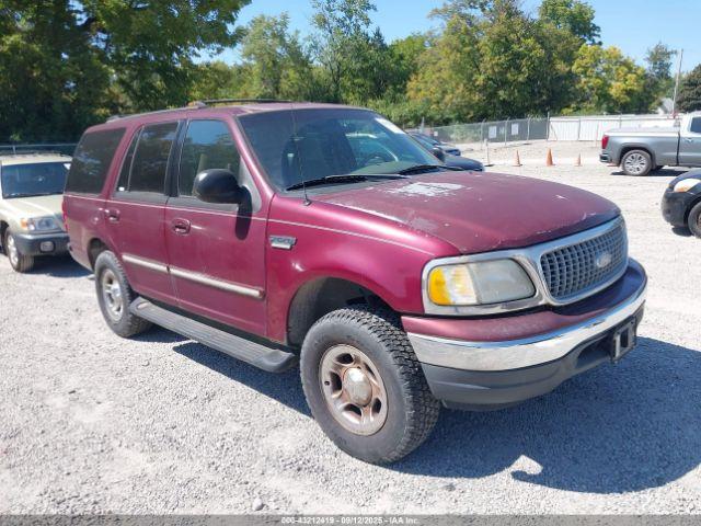  Salvage Ford Expedition