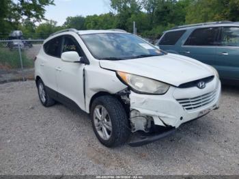  Salvage Hyundai TUCSON
