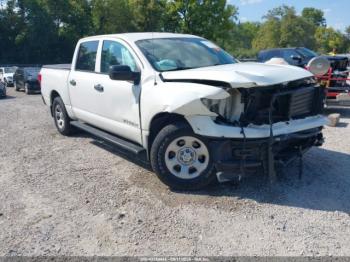  Salvage Nissan Titan