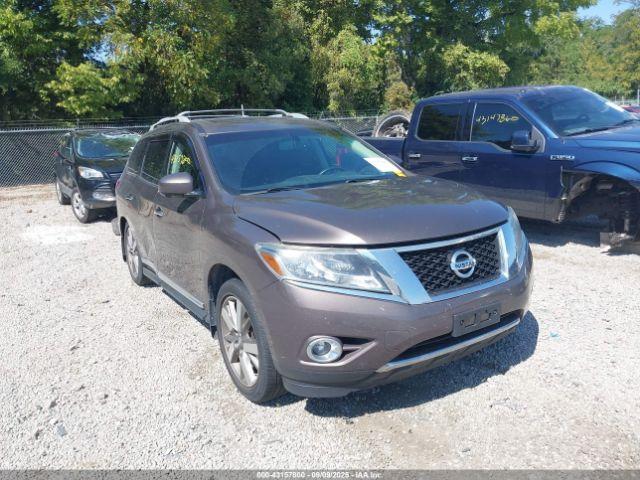  Salvage Nissan Pathfinder