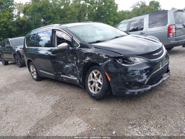  Salvage Chrysler Pacifica