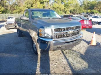  Salvage Chevrolet Silverado 2500