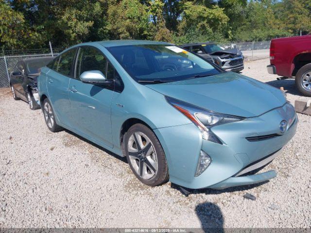  Salvage Toyota Prius