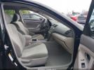 Toyota Camry Le Image 4