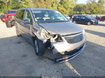  Salvage Chrysler Town & Country