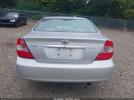 Toyota Camry Le Image 19