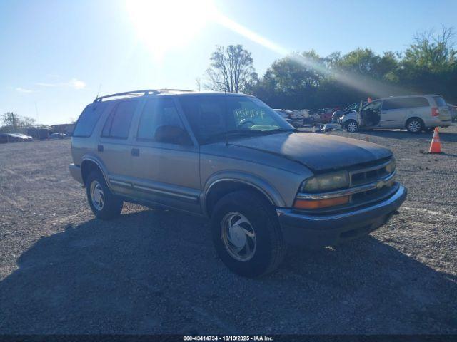  Salvage Chevrolet Blazer