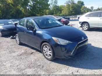  Salvage Toyota Yaris