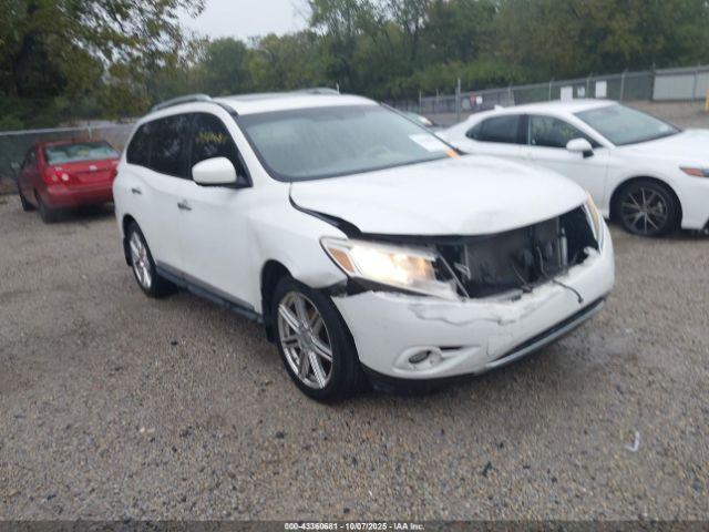  Salvage Nissan Pathfinder