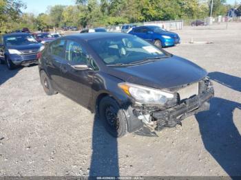  Salvage Kia Forte