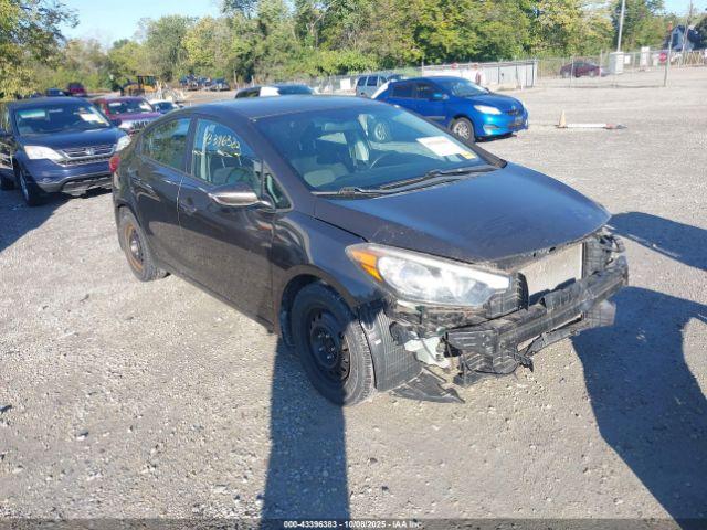  Salvage Kia Forte