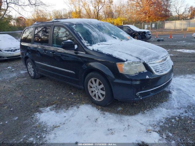  Salvage Chrysler Town & Country
