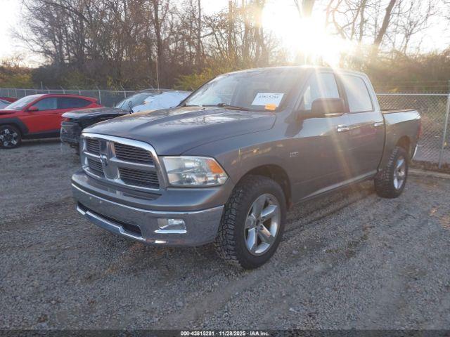Ram 1500 Slt Image 3