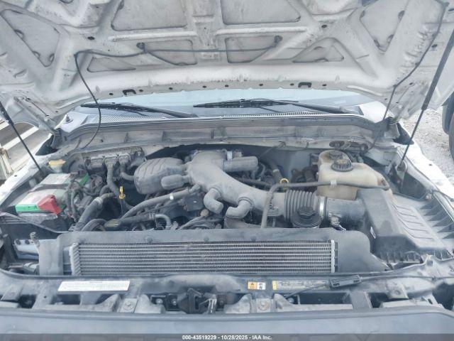 Ford F-450 Xl Image 7