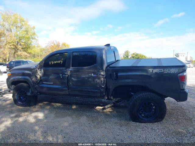 Toyota Tacoma Trd Sport Image 12