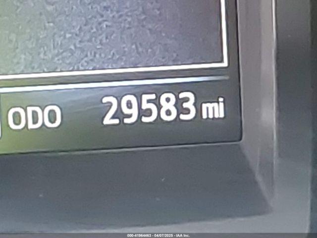 Toyota Tacoma Sr Image 13